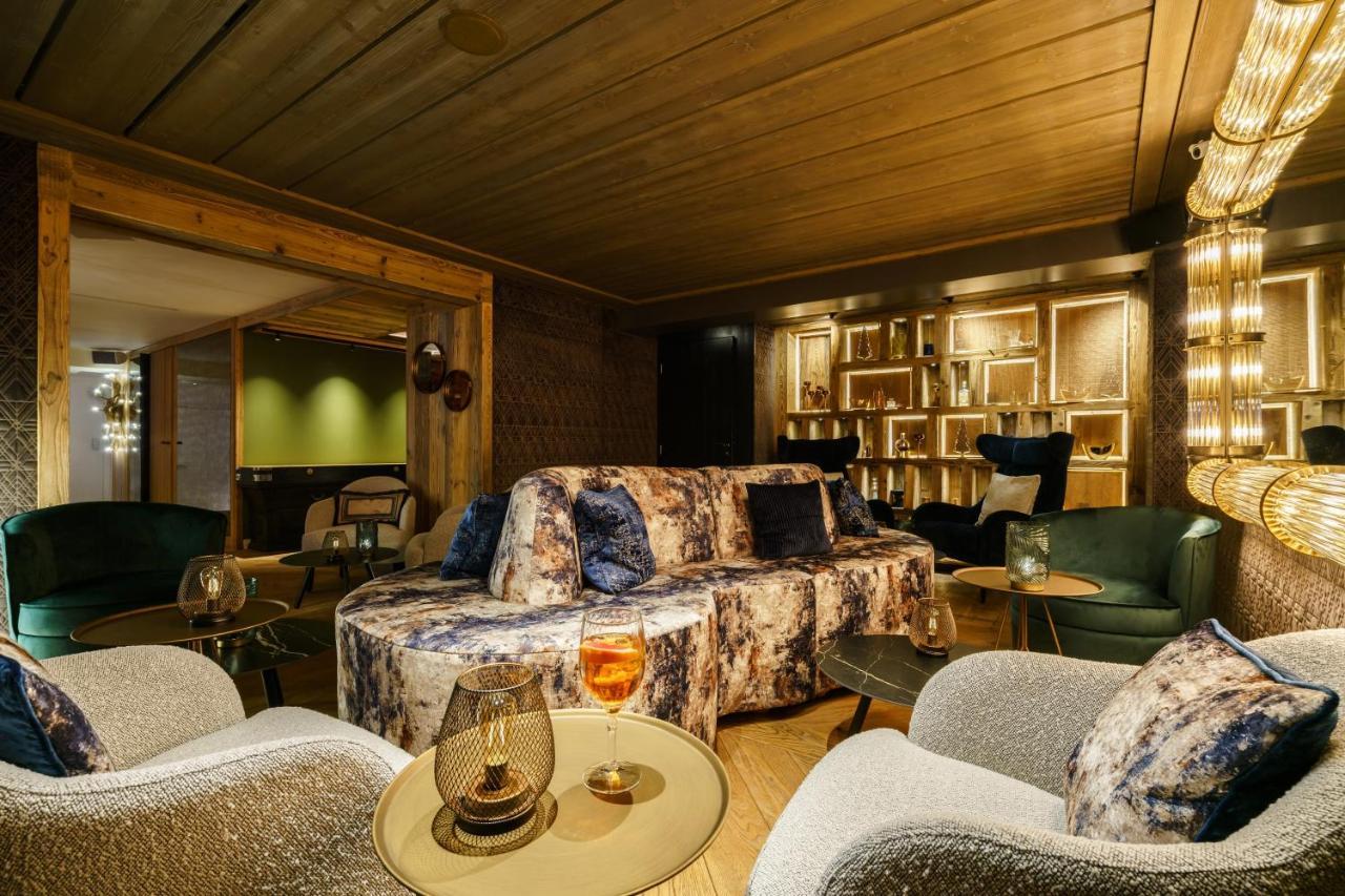 Hotel La Sivoliere คูร์เชอแวล ภายนอก รูปภาพ