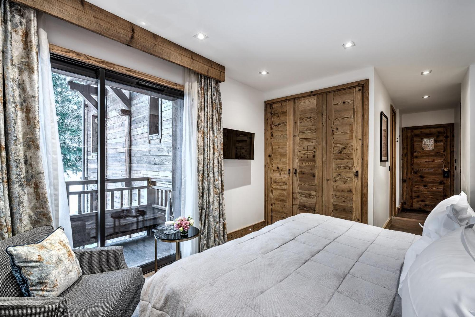 Hotel La Sivoliere คูร์เชอแวล ภายนอก รูปภาพ